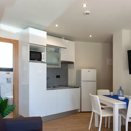 Apartment Playa De Barcos Isla