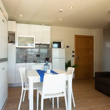 Апартаменты Playa De Barcos *