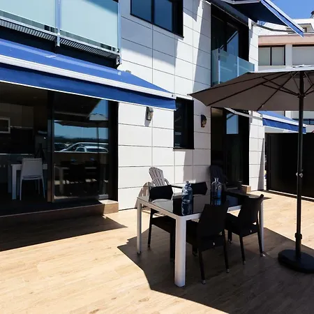 Апартаменты Playa De Barcos